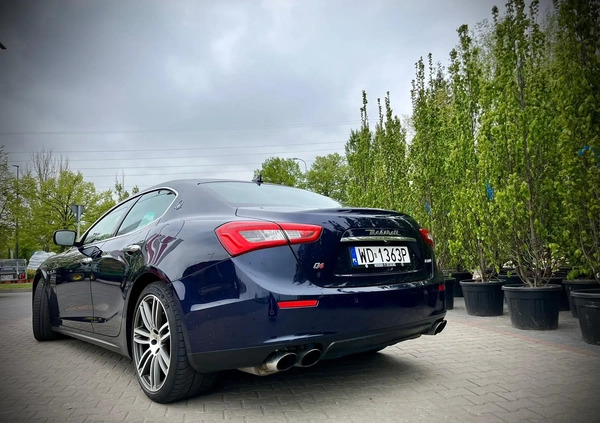 Maserati Ghibli cena 123900 przebieg: 83677, rok produkcji 2015 z Biała małe 37